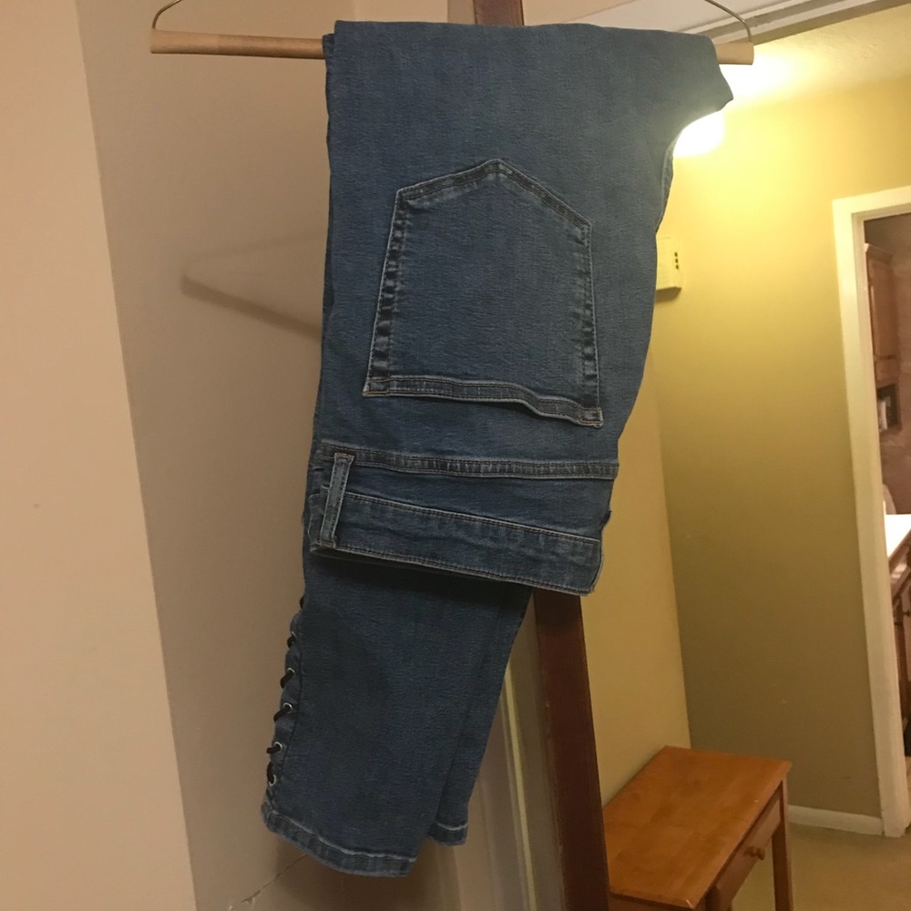 🔥 SUPER HI RISE JEANS FROM TOPSHOP 🔥